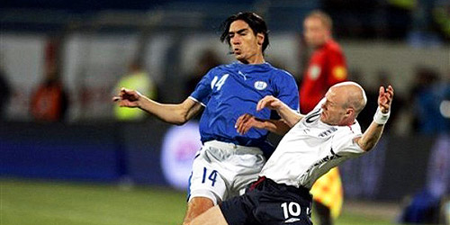 ���� ���