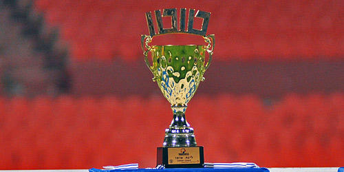 ����� ����